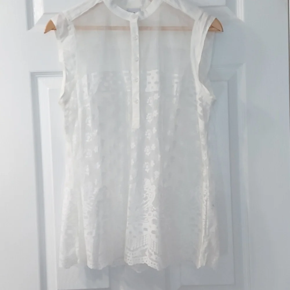 Cabi Prudence Lace Sleveless Top Ivory Size Medium - Picture 2 of 6